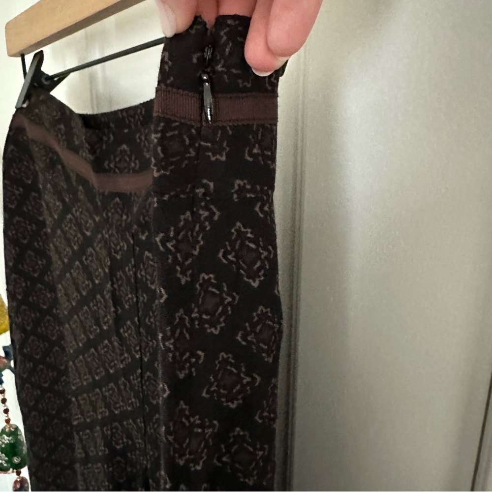 White House Black Market- Wide Leg Pants with side Zipper, size 4, size 8 - Picture 4 of 6